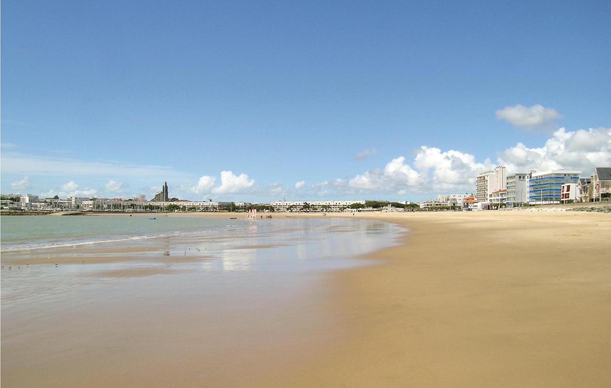 Gorgeous Apartment In Royan With Kitchen Экстерьер фото