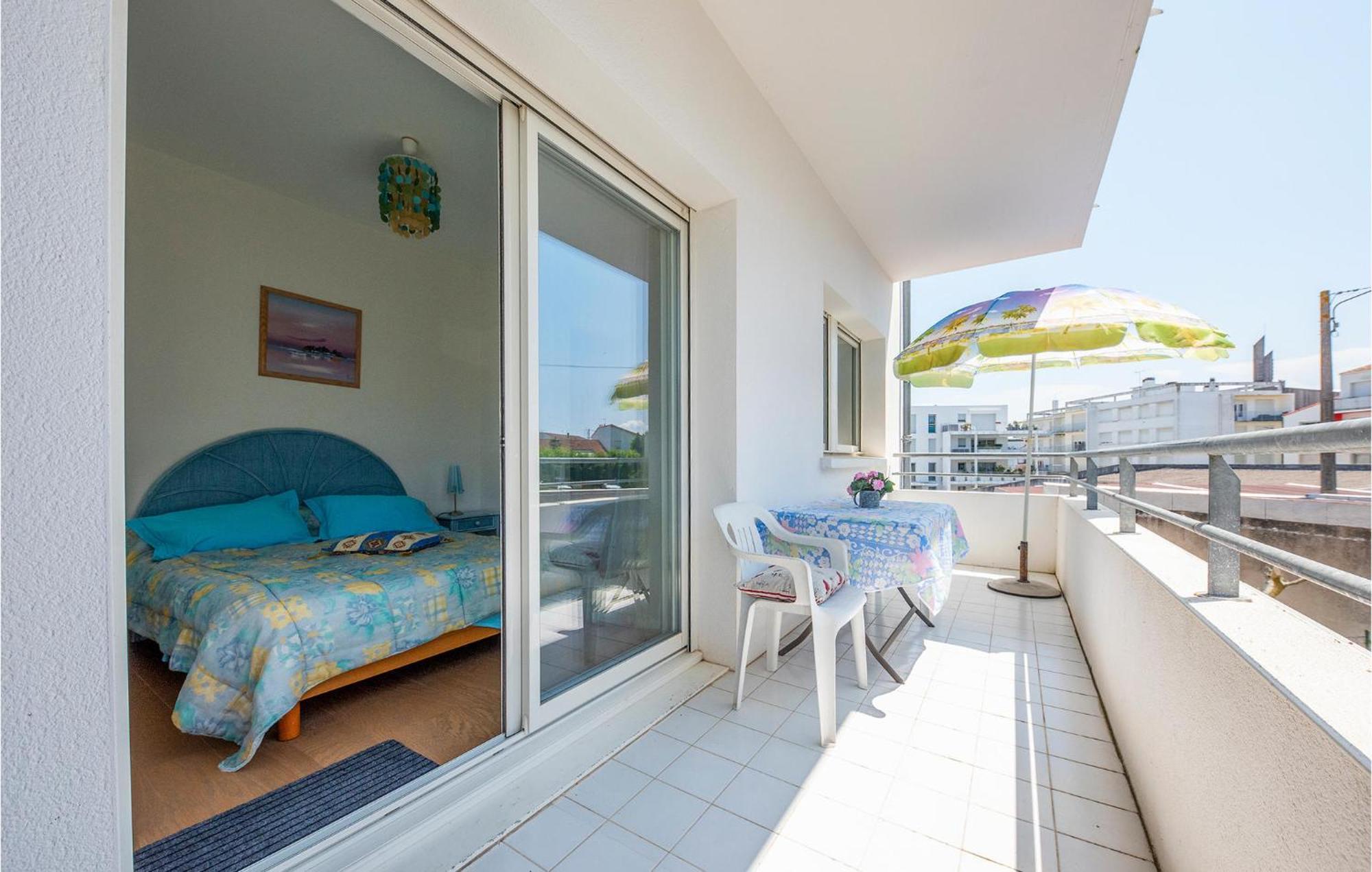 Gorgeous Apartment In Royan With Kitchen Экстерьер фото